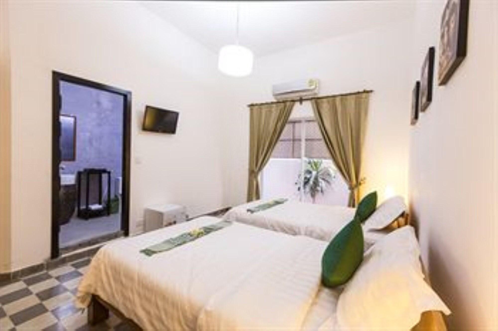 Jasmine Terrace Villa Пномпень Экстерьер фото