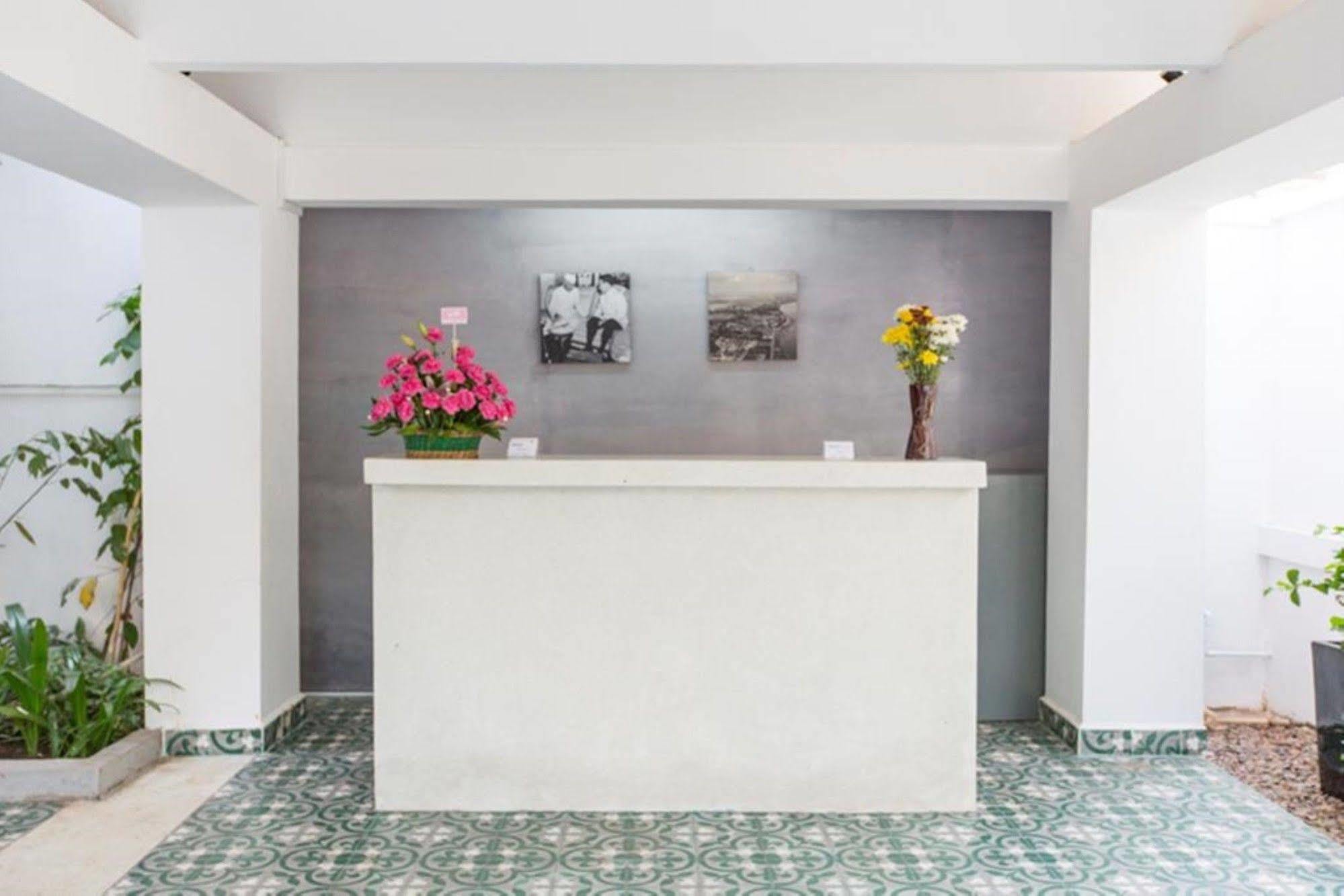 Jasmine Terrace Villa Пномпень Экстерьер фото